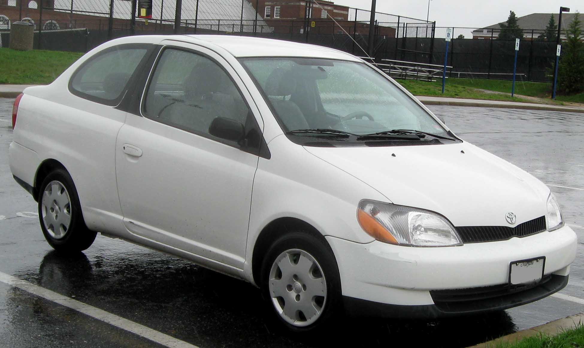 Toyota_Echo